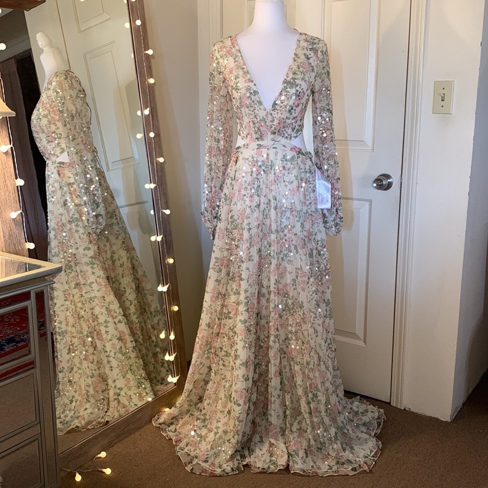 Mac Duggal Sequined Floral Print Cutout Lace-Up Gown Anthropologie - Picture 4 of 14